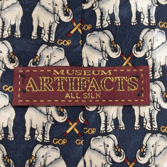 Museum Artifacts 100% Silk Elephant Print Neck Tie - Picture 3 of 8